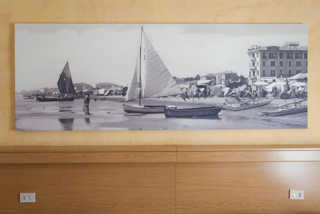 Hotel Al Mare Lido di Jesolo Kamer foto
