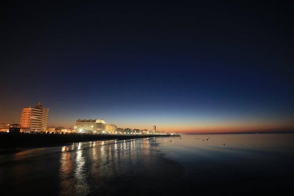 Hotel Al Mare Lido di Jesolo Buitenkant foto
